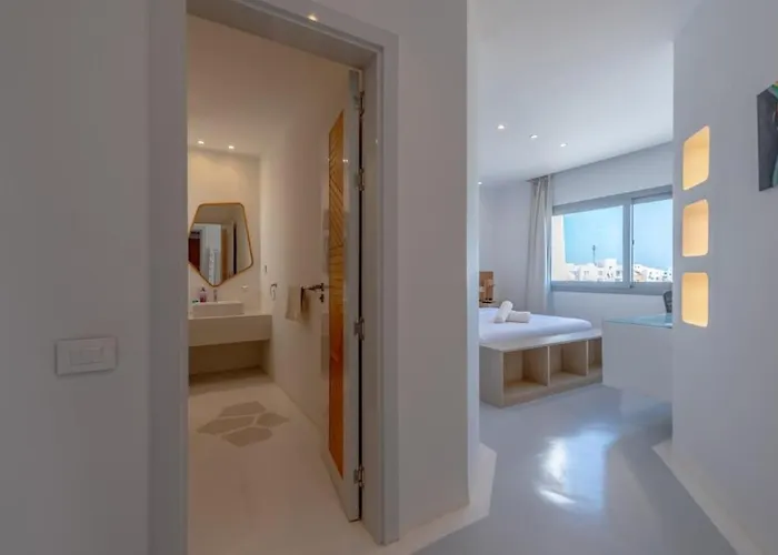 Relax In Style I Lagoon-front 2br In Swan El Gouna *
